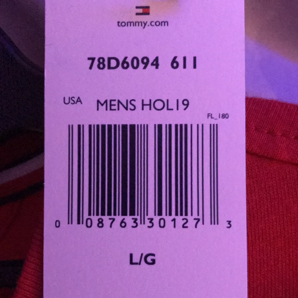 Red shirt - Picture 4 of 4